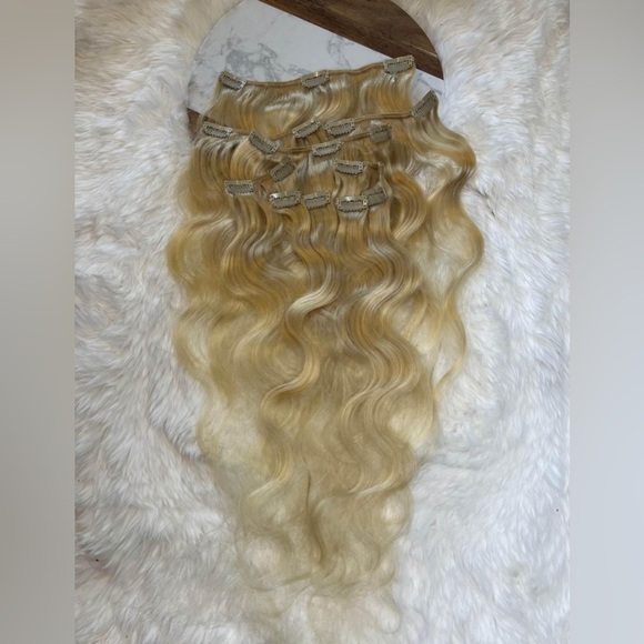 16 Inch body Wave Clip In light Blonde  #613 100% Human hair extensions - Picture 3 of 6
